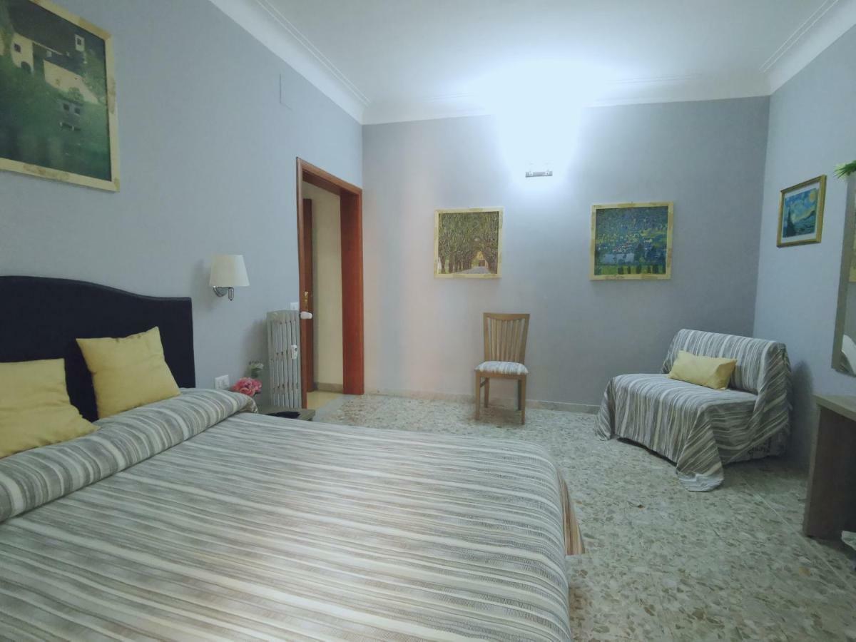 St. Anthony Guest House โรม ภายนอก รูปภาพ